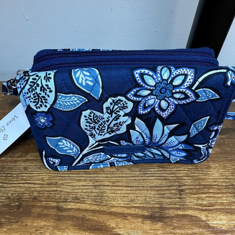 NEW Vera Bradley 4pc Set Tropics Tapestry Crossbody Cosmetic Case ID Case Keycha - Picture 7 of 13